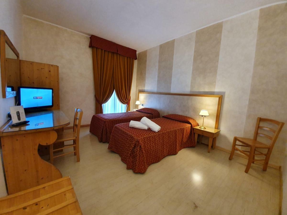 Hotel Gialletti Orvieto Esterno foto